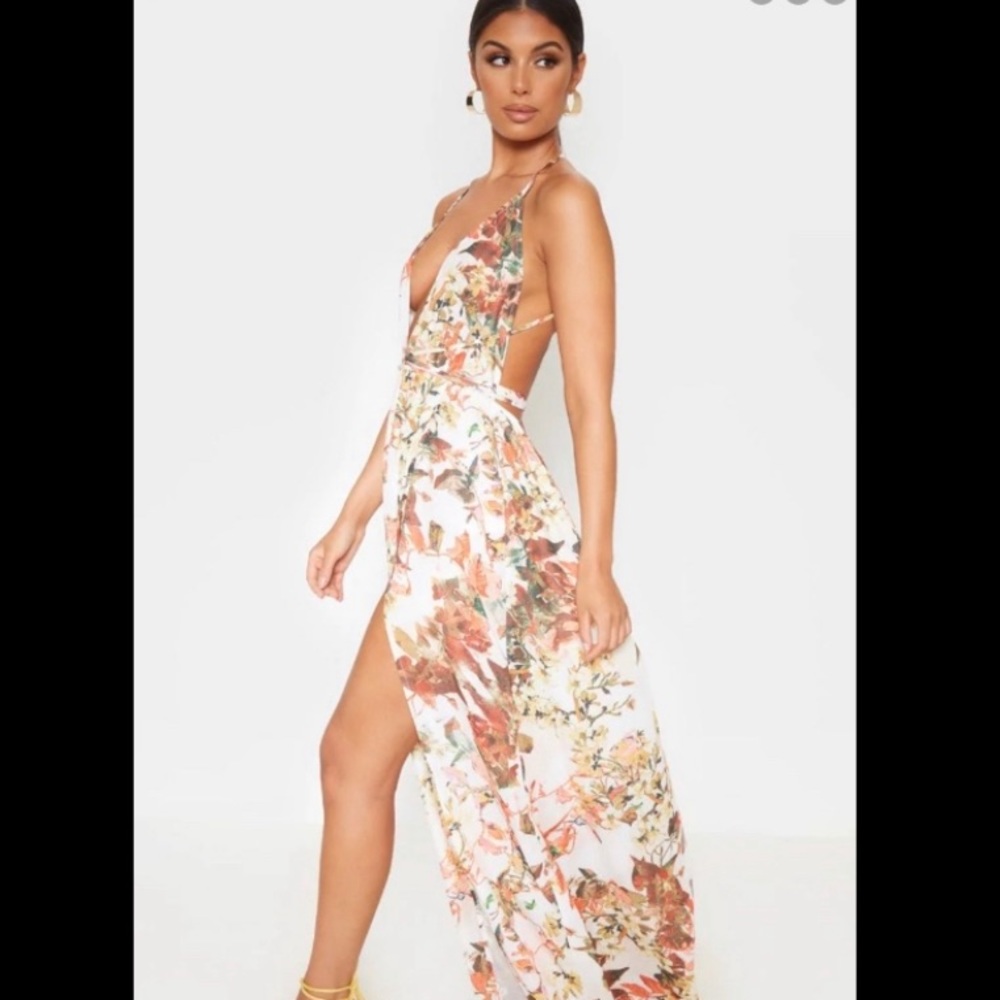 White Floral Print Chiffon Halterneck Maxi Dress